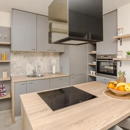 Tanja Apartament *
